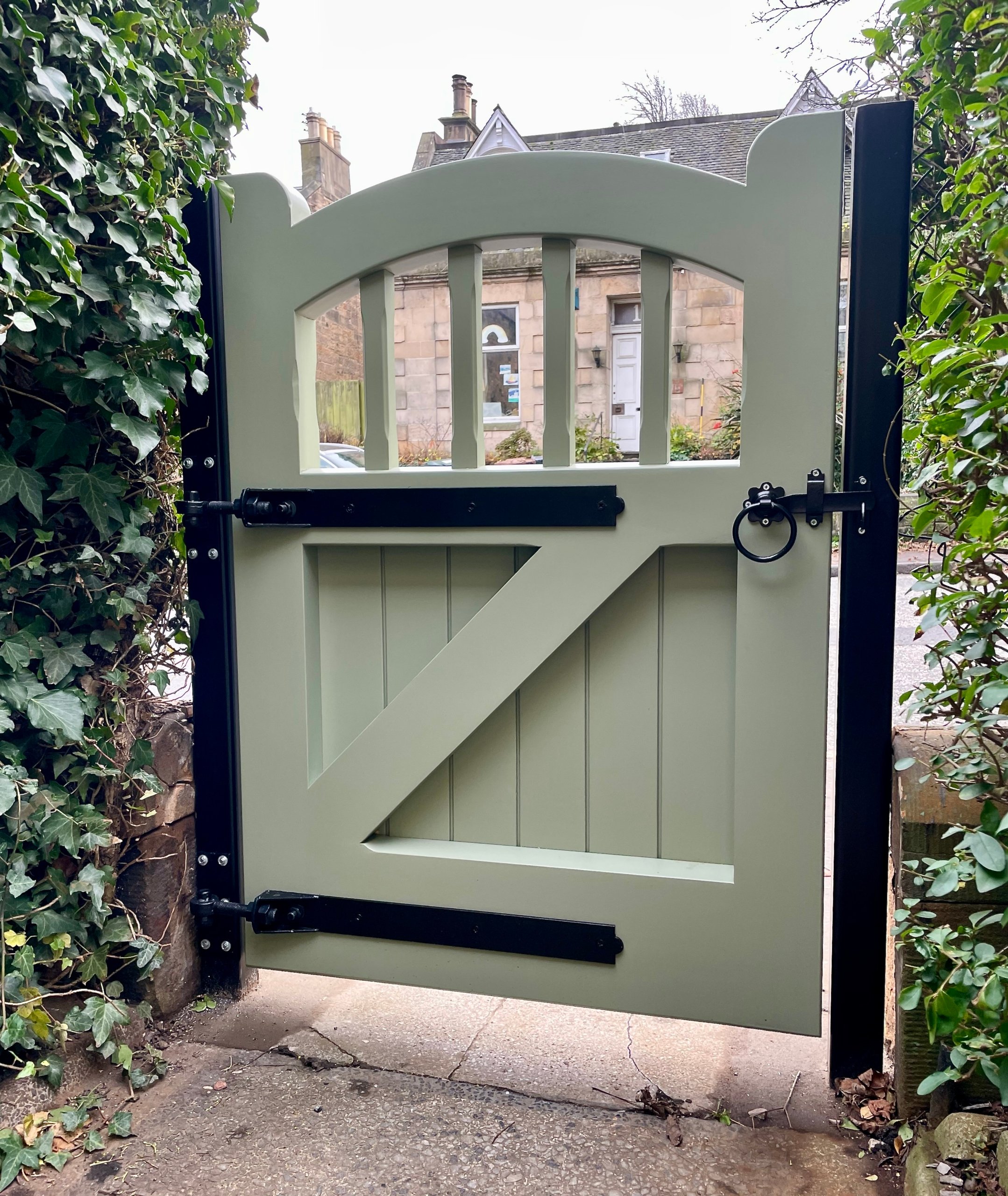 Wooden Pedestrian Gate Edinburgh
