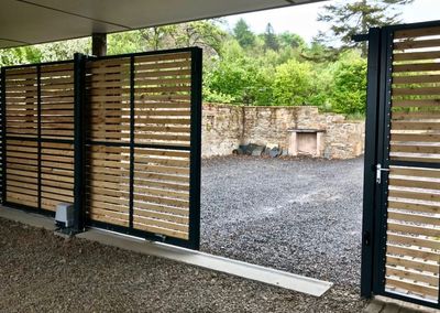 Automatic Wooden Driveway Gate Installed in Edinburgh