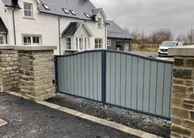 AES (SCOTLAND) LTD recently installed automatic driveway gates Perth