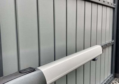 AES (SCOTLAND) LTD recently installed automatic driveway gates Perth