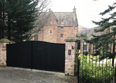 Automatic Aluminium Driveway Gates installed in Edinburgh