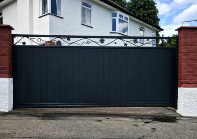 Automatic Aluminium Cantilever Sliding Gate installed in Edinburgh