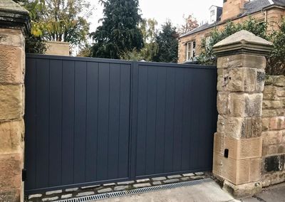 Automatic Aluminium Driveway Gates installed in Edinburgh