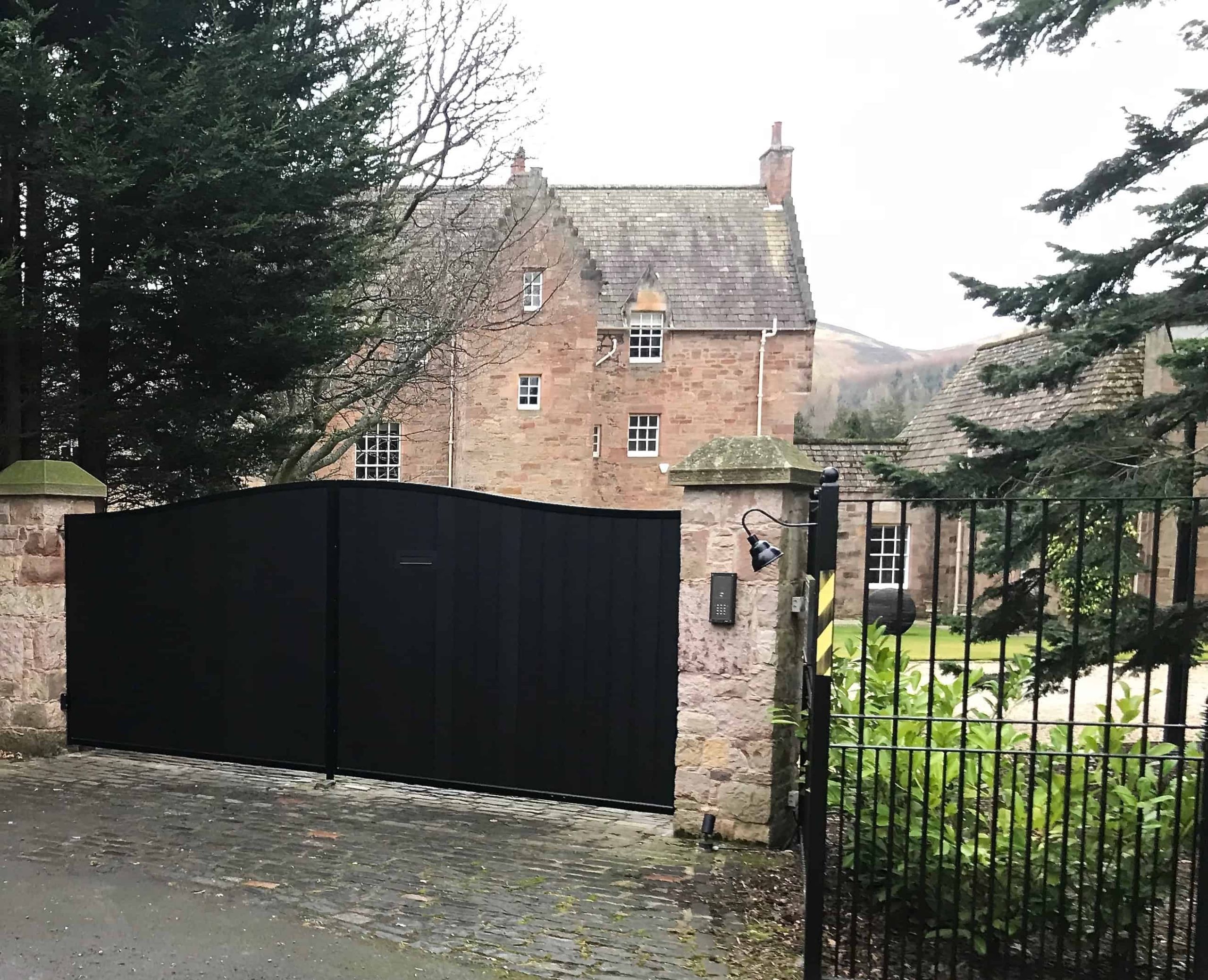 Automatic Aluminium Driveway Gates Installed in Edinburgh Scotland