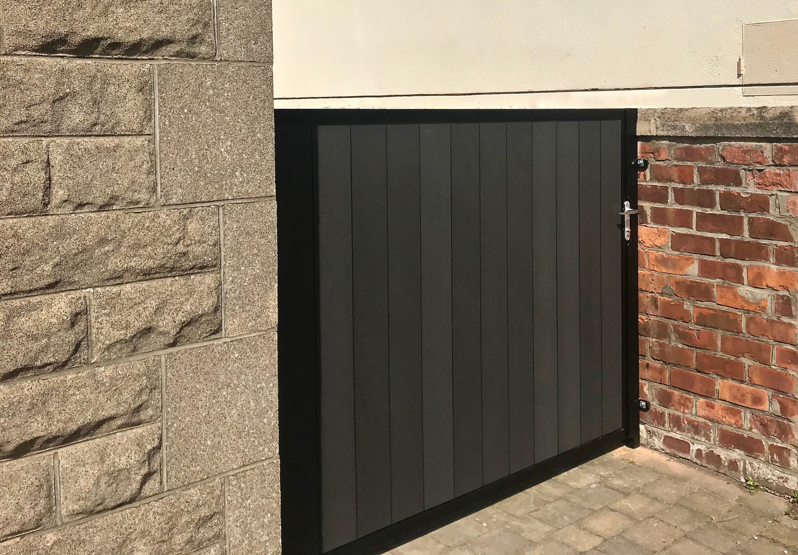 Composite Gates Scotland | Bespoke Driveway Gates