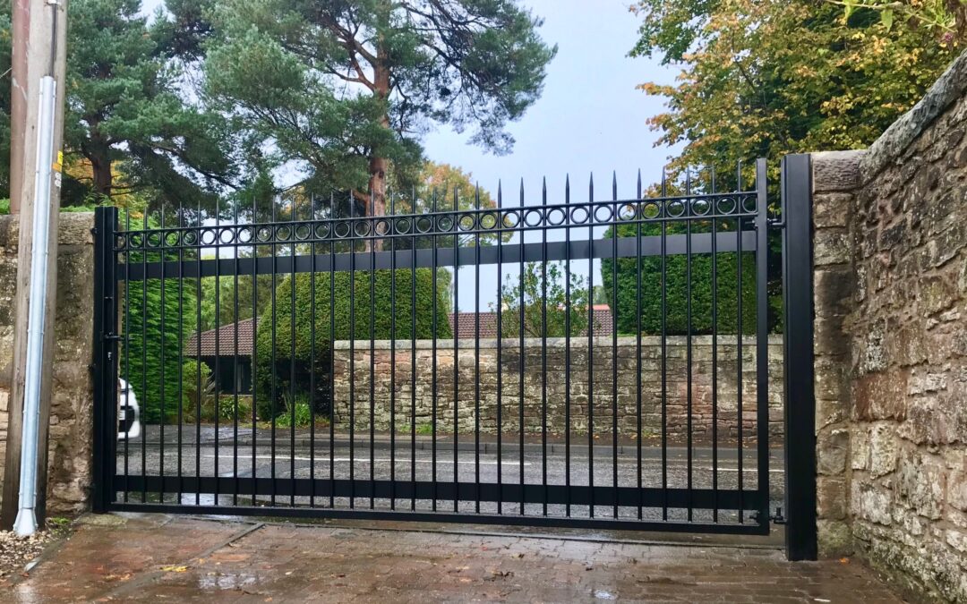 New Manual Metal Driveway Gate Edinburgh