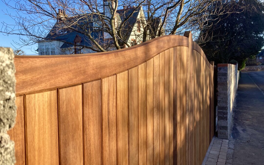 Automatic Wooden Gates Gullane, Scotland