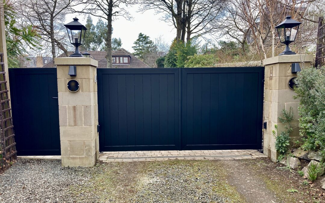 Automatic Aluminium Driveway Gates With Matching Pedestrian Gate Edinburgh