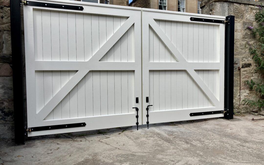 New Stunning White Wooden Driveway Gates Edinburgh