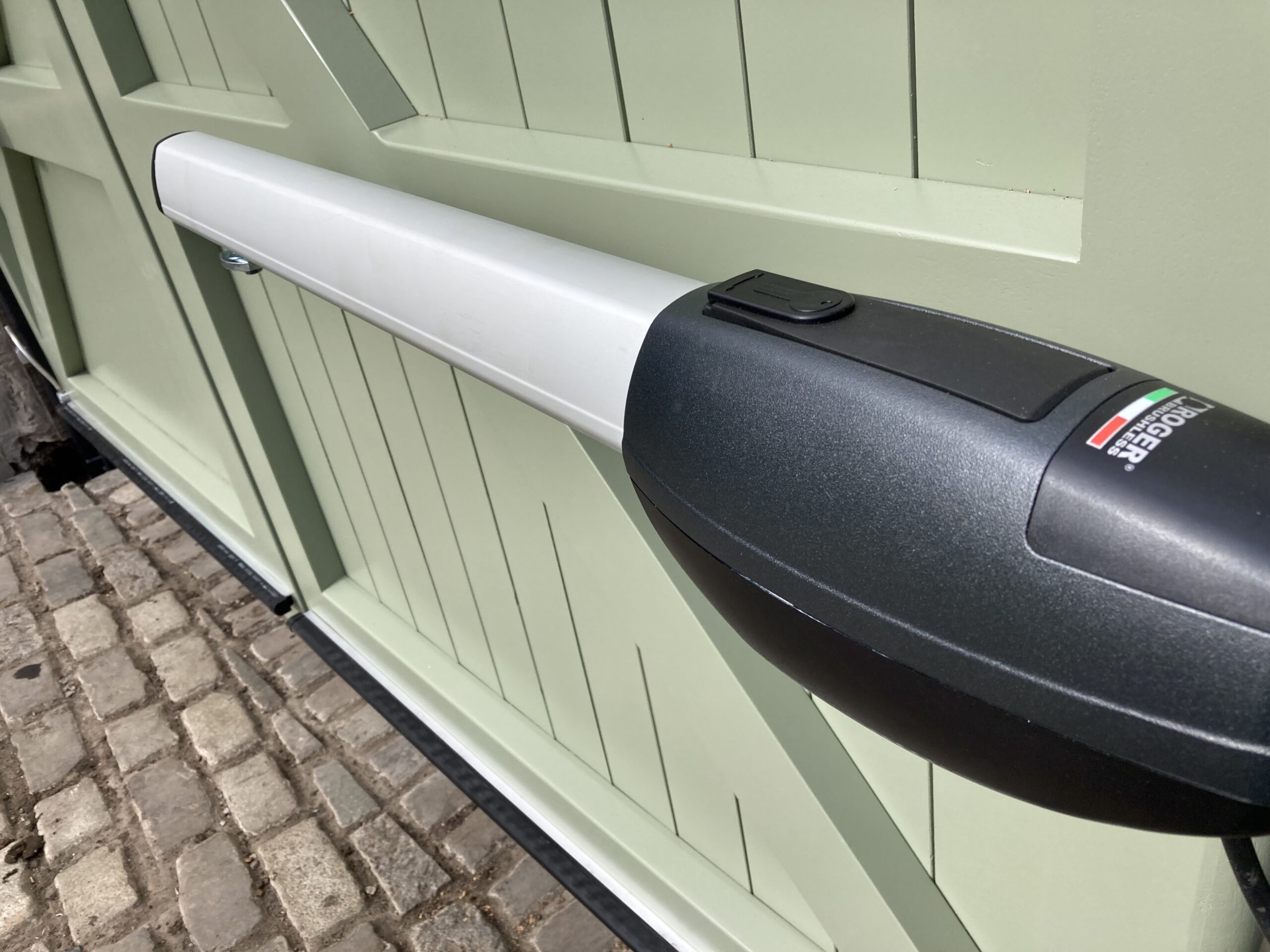 Servicing of a gate mounted brushless gate operator on an automatic gate in Edinburgh