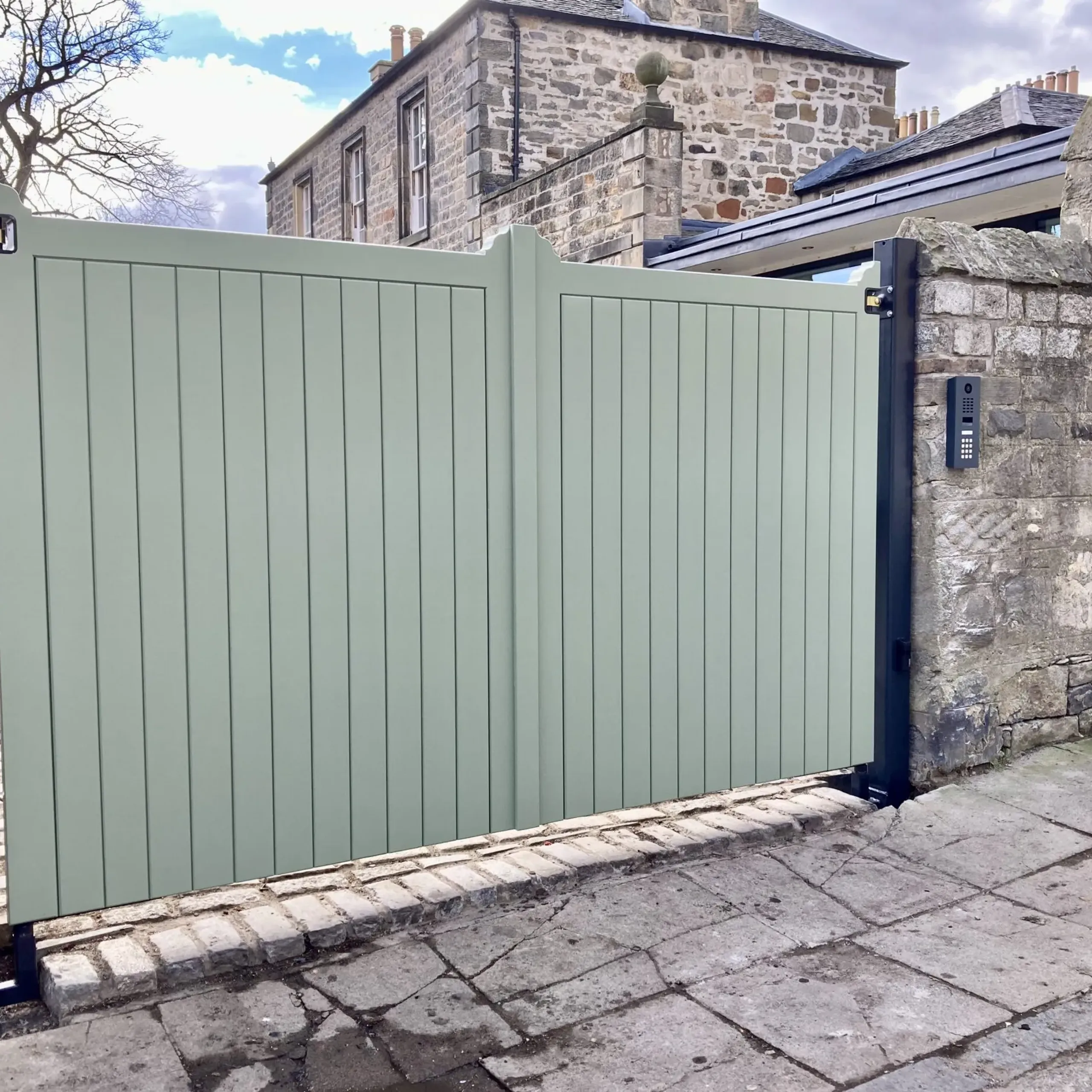 Beautiful hardwood electric driveway gates installed in Edinburgh 