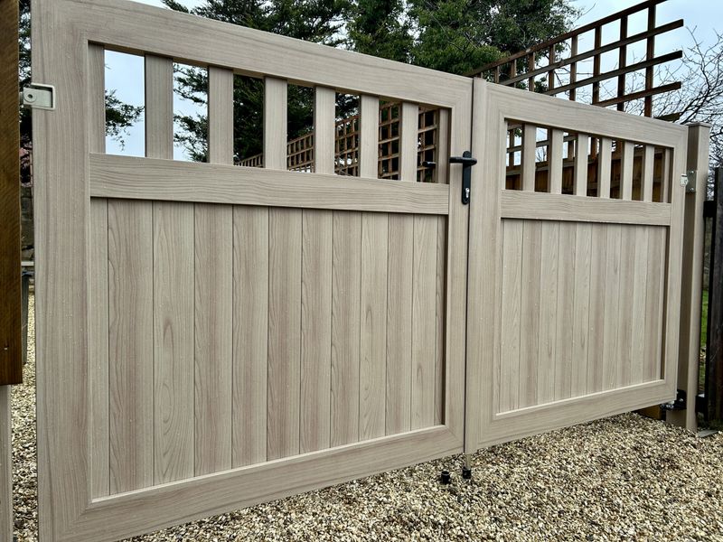 Wood Effect Manual Aluminium Driveway Gates Installed in Edinburgh